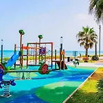 Apartment La Playa *